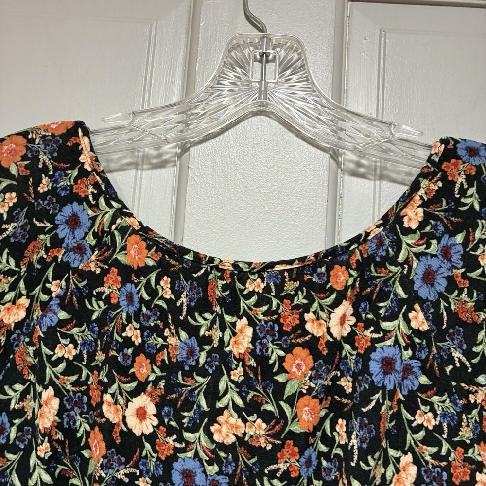 AE American Eagle Women Top Tie-Front Floral Blouse Sz Medium Soft Lounge Casual - Picture 4 of 11